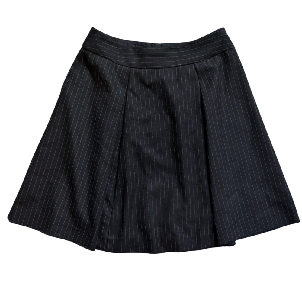 Nanette Lepore Pinstripe Pleated Mini Skirt Grey Size 4 Made in NYC Tailored - Picture 2 of 9